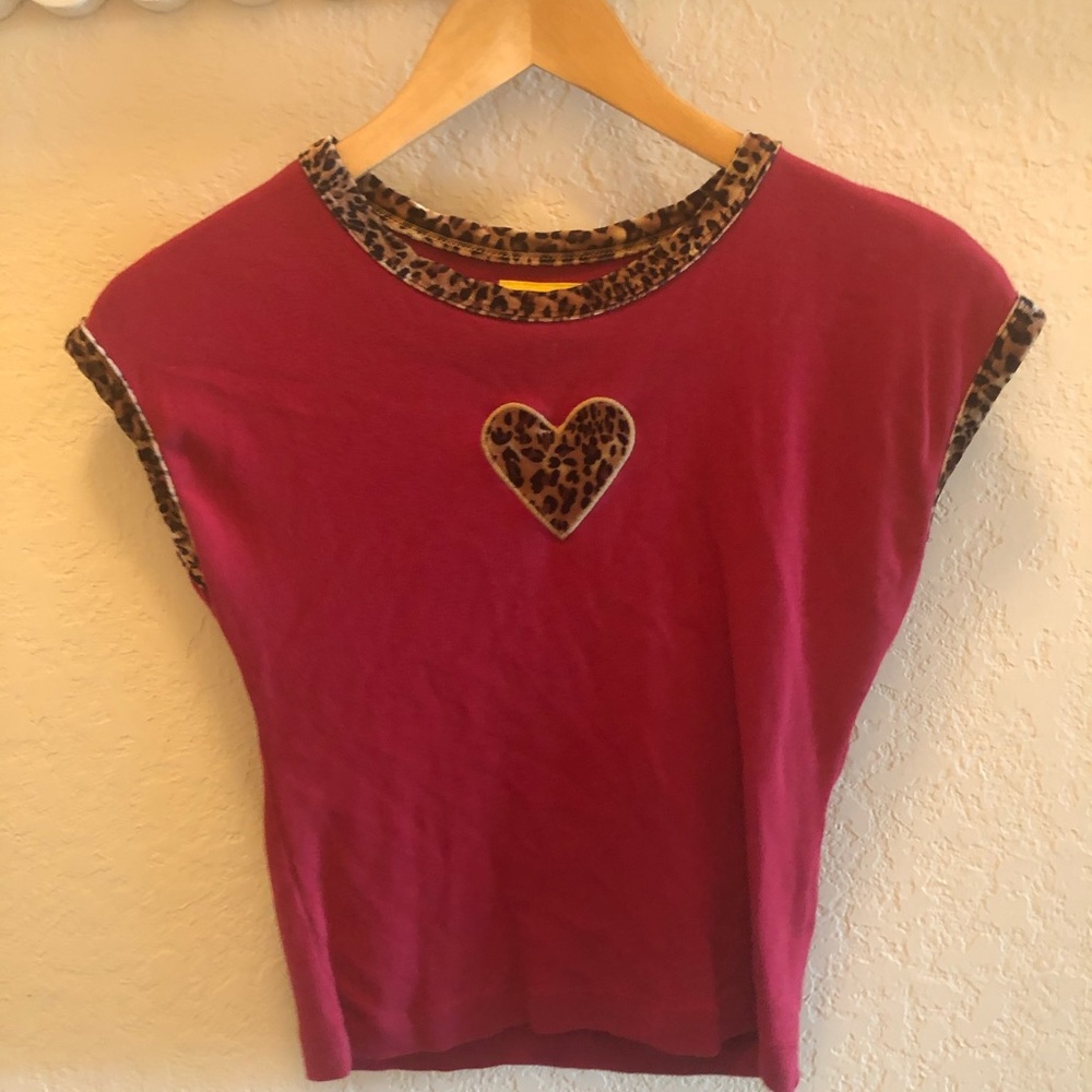 Unif Top